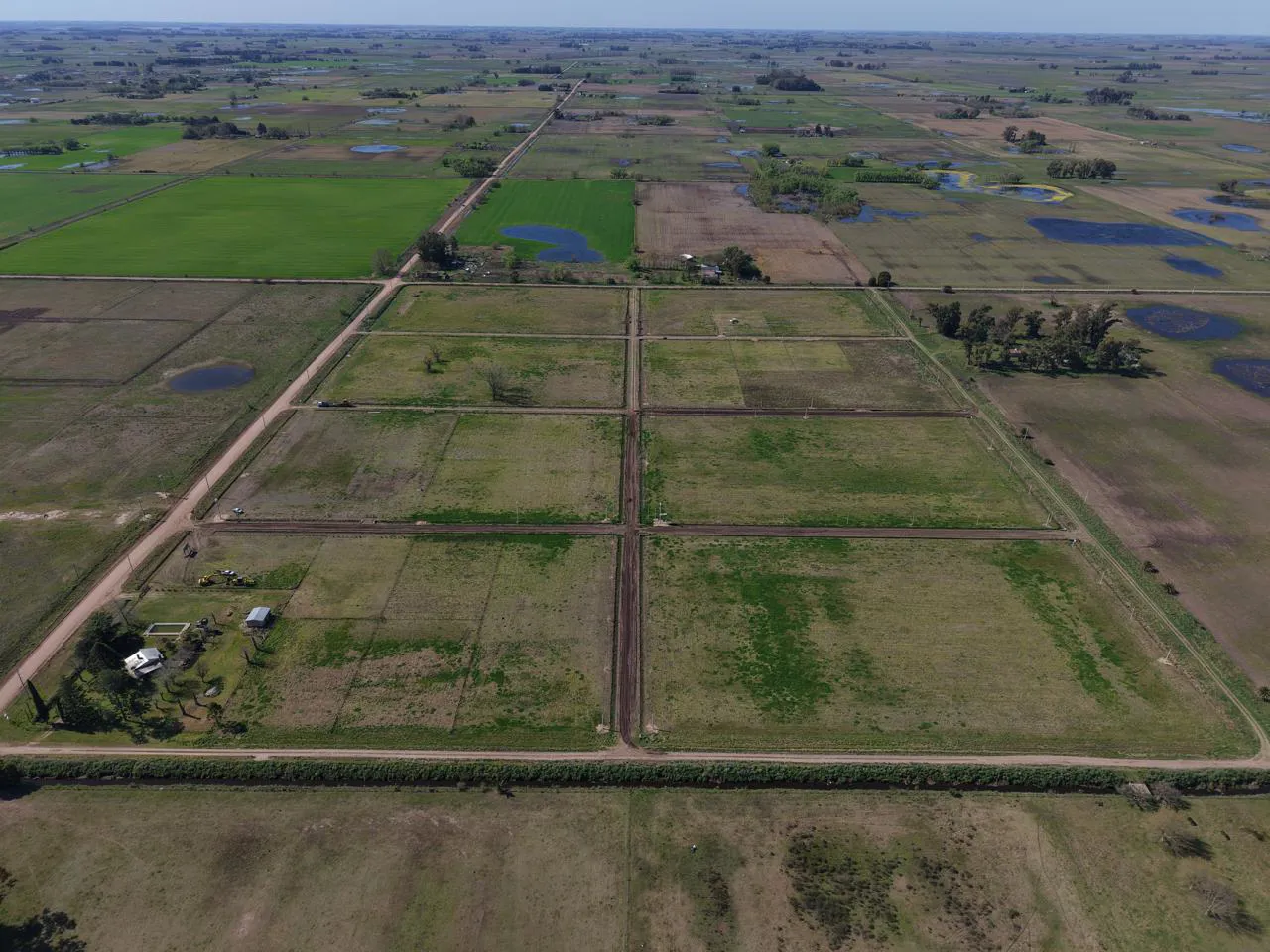 Terrenos desde 2300 M2 | Barrio Viejo Olivo